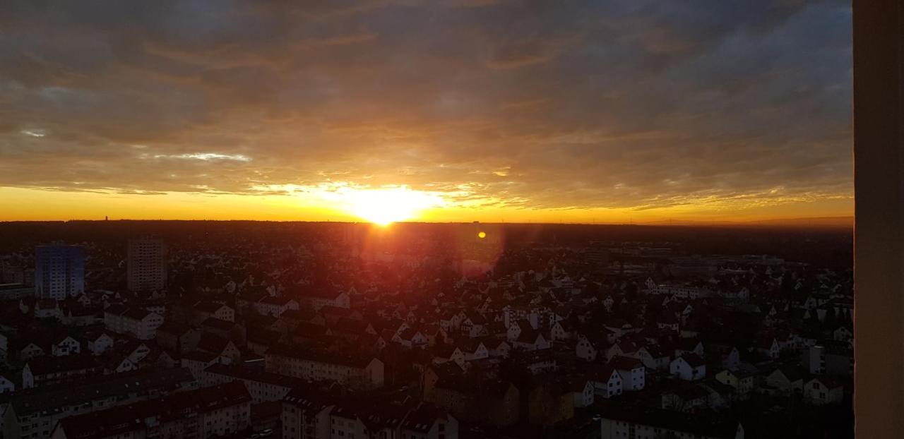 Skyline-Aussicht Und Fantastische Sonnenuntergaenge Apartment Ланген Екстериор снимка